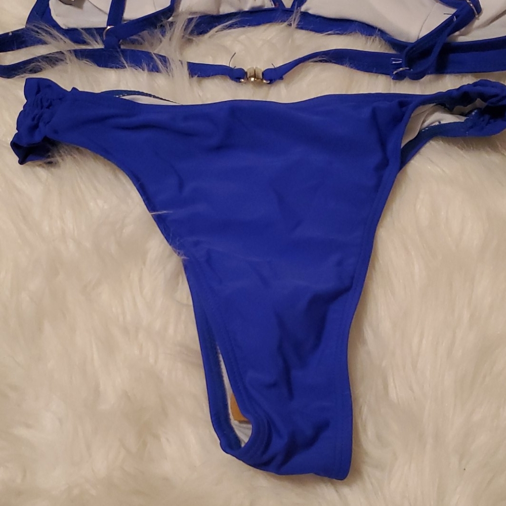New Solid Ruffled Bikini Set Blue size L - Picture 8 of 8